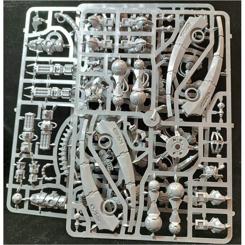 2ªmano Necrones - Acechante de la triarca