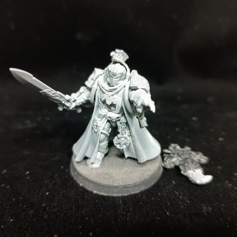 2ªmano Lobos espaciales - Sacerdote rúnico