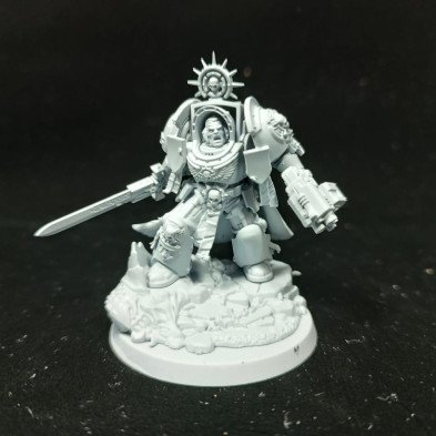 2ªmano SM310 - Capitan en armadura de exterminador